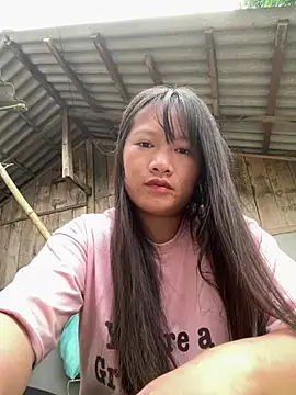 Snapshot of Zully- chatting on July 17, 11:20 pm Zully- online show from July 17, 11:20 pm
