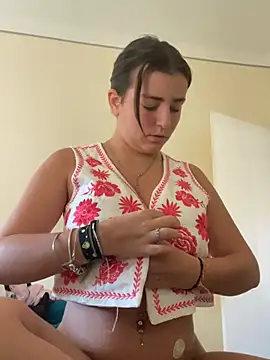 carospicyy online show from July 7, 6:23 pm