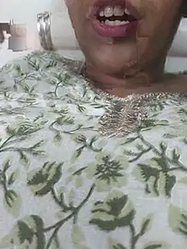 sharmilasingh89 online show from July 14, 7:35 am