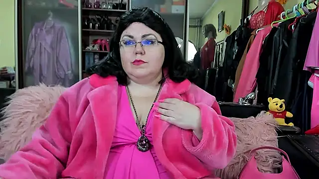 Snapshot of KaryQueen chatting on January 23, 12:57 am KaryQueen online show from January 23, 12:57 am