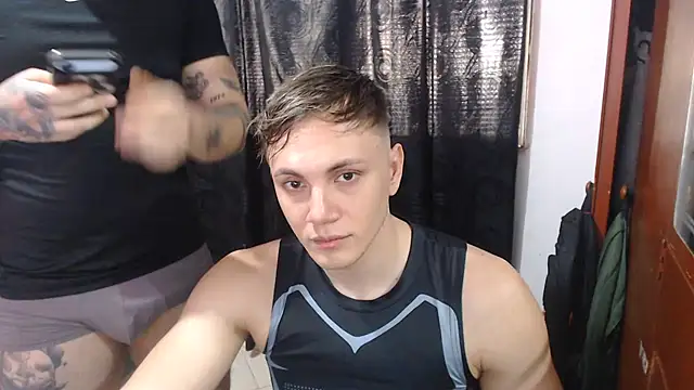 Snapshot of kike_energy chatting on August 2, 7:34 pm kike energy online show from August 2, 7:34 pm