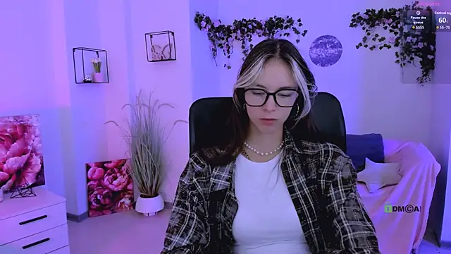 olivia kit online show from July 26, 8:54 am