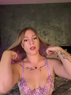 MissKarllaaa online show from July 17, 8:46 pm
