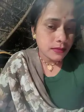 Snapshot of maneesha_10 chatting on July 15, 3:50 pm maneesha 10 online show from July 15, 3:50 pm