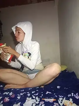 arianahillt online show from July 17, 4:08 am