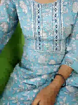 Snapshot of DEEPA_33 chatting on July 20, 6:21 pm DEEPA 33 online show from July 20, 6:21 pm