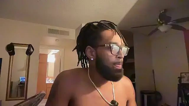 Snapshot of TakeUrBall chatting on July 12, 12:45 am TakeUrBall online show from July 12, 12:45 am
