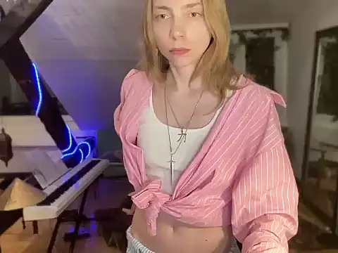 Anna darko online show from July 12, 9:17 pm