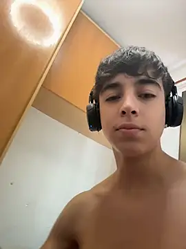 Snapshot of Andrexxxitoo chatting on July 24, 12:03 pm Andrexxxitoo online show from July 24, 12:03 pm