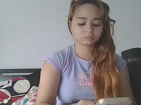 monoe-doll online show from July 14, 9:31 pm