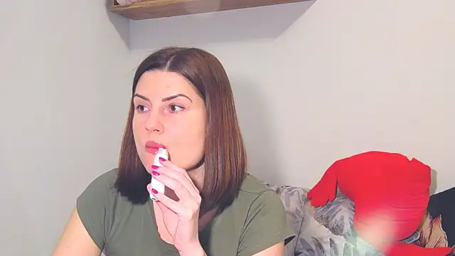 Snapshot of alisenties chatting on March 13, 4:45 pm alisenties online show from March 13, 4:45 pm