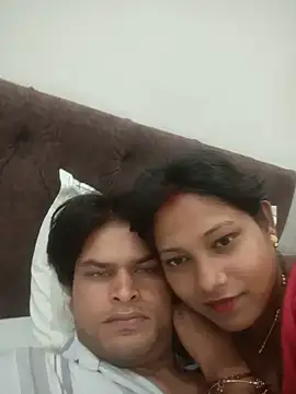 Snapshot of Indian_Coupless chatting on July 23, 2:31 am Indian Coupless online show from July 23, 2:31 am