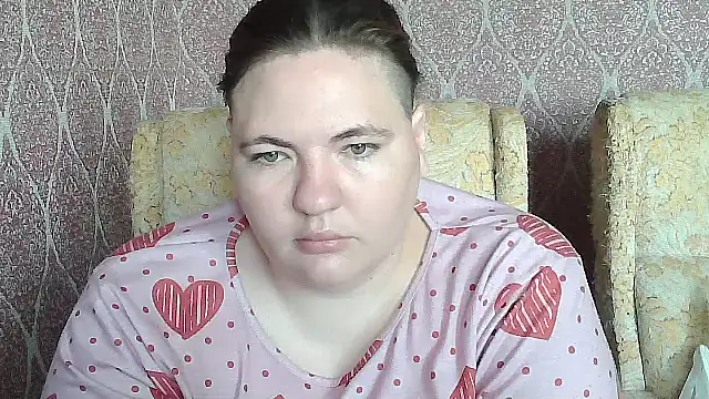 Snapshot of Olya_Fire_ chatting on July 14, 8:08 am Olya Fire online show from July 14, 8:08 am