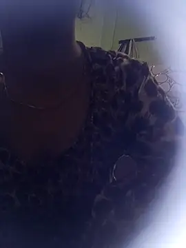 Snapshot of LoveLillyy- chatting on July 14, 7:13 am LoveLillyy- online show from July 14, 7:13 am