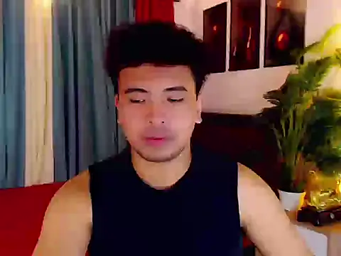 Snapshot of sinfulasher chatting on July 15, 6:18 am sinfulasher online show from July 15, 6:18 am