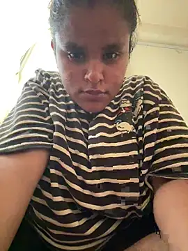 Snapshot of bhumii_ chatting on July 16, 6:30 am bhumii online show from July 16, 6:30 am