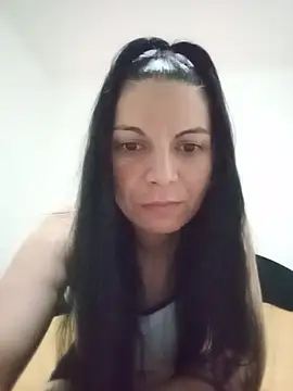 I amArianaa online show from July 14, 10:04 pm