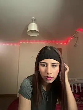 Snapshot of NextDoorMolly chatting on July 17, 4:34 pm NextDoorMolly online show from July 17, 4:34 pm