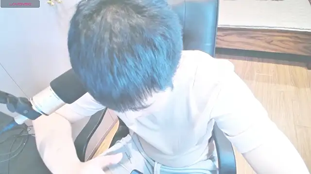 Snapshot of xiaoxiao-666 chatting on August 2, 4:38 pm xiaoxiao-666 online show from August 2, 4:38 pm