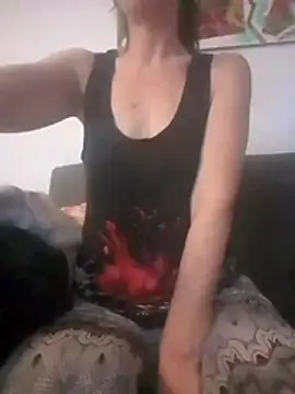 lolafoxie online show from July 18, 1:10 am
