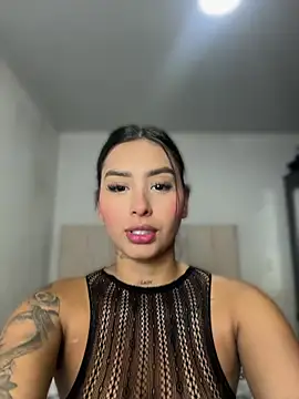 MiaaRoss online show from July 17, 11:53 pm