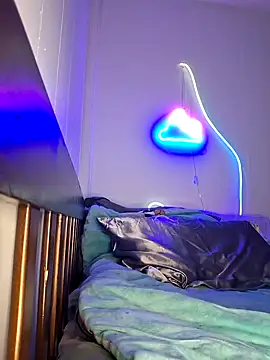 Snapshot of XxMs_StarzxX chatting on January 29, 1:58 am XxMs StarzxX online show from January 29, 1:58 am