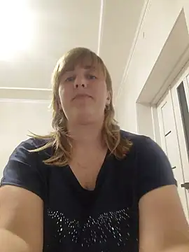Snapshot of velvetsky323 chatting on July 17, 7:52 pm velvetsky323 online show from July 17, 7:52 pm