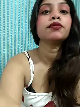 HYE-JANVI online show from July 16, 9:15 am