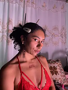lauraaramirez online show from July 21, 4:42 pm