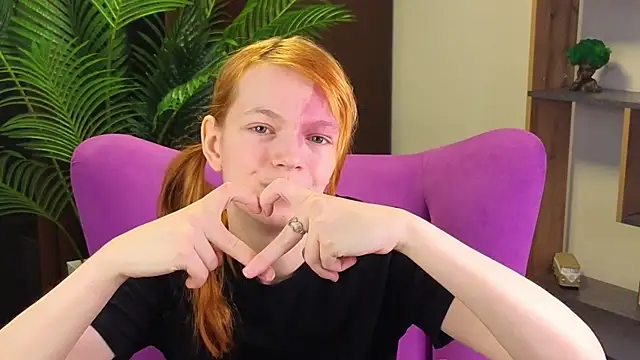 ConstanceDzama online show from July 24, 1:09 pm