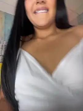 Snapshot of HeyScarletXXX chatting on July 20, 9:28 pm HeyScarletXXX online show from July 20, 9:28 pm