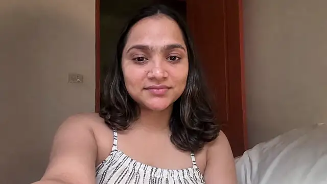 Snapshot of Katrinakaif85 chatting on July 18, 8:51 am Katrinakaif85 online show from July 18, 8:51 am
