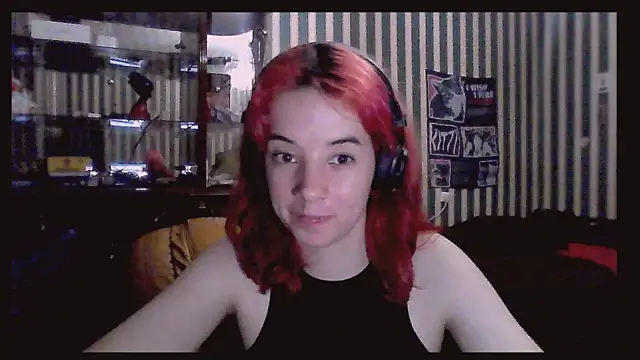 Snapshot of amberdollL chatting on July 24, 8:29 pm amberdollL online show from July 24, 8:29 pm