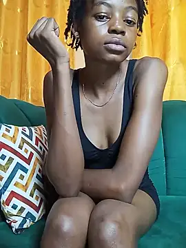 vio225 online show from July 19, 7:28 pm