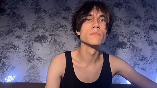 Snapshot of eldir420 chatting on July 20, 5:26 pm eldir420 online show from July 20, 5:26 pm