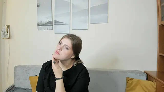 MossCradle online show from July 22, 1:03 pm