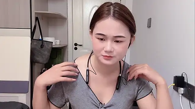 xiaolajiao-162 online show from July 24, 2:20 am