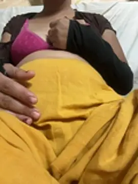 Snapshot of lusty_bhabh chatting on July 30, 3:27 am lusty bhabh online show from July 30, 3:27 am