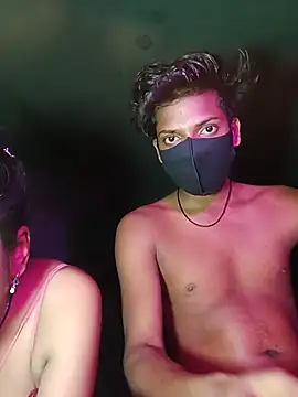 Snapshot of enjoy_Couple10 chatting on July 28, 3:32 pm enjoy Couple10 online show from July 28, 3:32 pm