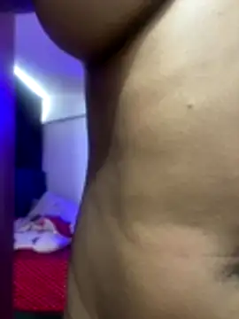 riri brunnete online show from October 23, 7:23 pm