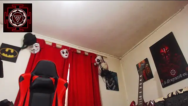 Snapshot of Amanda_Valeska chatting on January 19, 1:44 pm Amanda Valeska online show from January 19, 1:44 pm