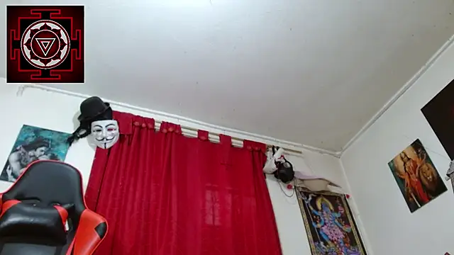 Snapshot of Amanda_Valeska chatting on December 18, 5:41 pm Amanda Valeska online show from December 18, 5:41 pm