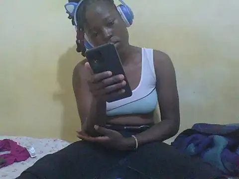 Shan-Avril online show from July 24, 8:34 am