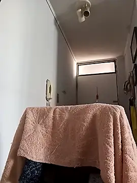 Snapshot of robredoj chatting on October 19, 2:18 pm robredoj online show from October 19, 2:18 pm