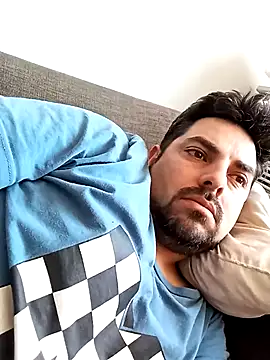 Snapshot of robredoj chatting on November 2, 7:05 pm robredoj online show from November 2, 7:05 pm