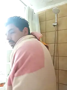 Snapshot of robredoj chatting on November 16, 2:22 pm robredoj online show from November 16, 2:22 pm