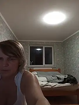 Snapshot of Lanavesna chatting on July 29, 7:56 pm Lanavesna online show from July 29, 7:56 pm