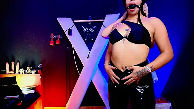 Red Lipsduo  online show from July 27, 9:44 pm