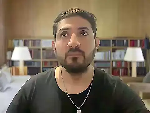 Snapshot of _ExtremE_ chatting on August 3, 5:27 pm ExtremE online show from August 3, 5:27 pm