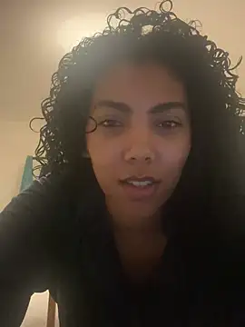 Snapshot of Amelify chatting on July 24, 11:25 pm Amelify online show from July 24, 11:25 pm